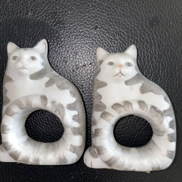Mary Lake Thompson for Silvestri Porcelain Cat Napkin Rings Holders Set of Two - Picture 10 of 12